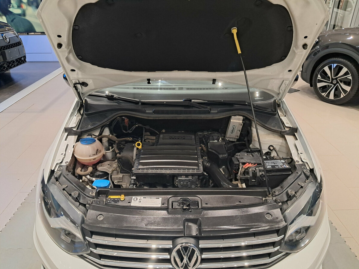 Купить Volkswagen Polo, 2017, 41 987 км.. Фото: #8