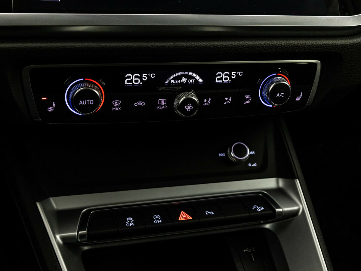 Купить Audi Q3, 2019, 167 387 км.. Фото: #12