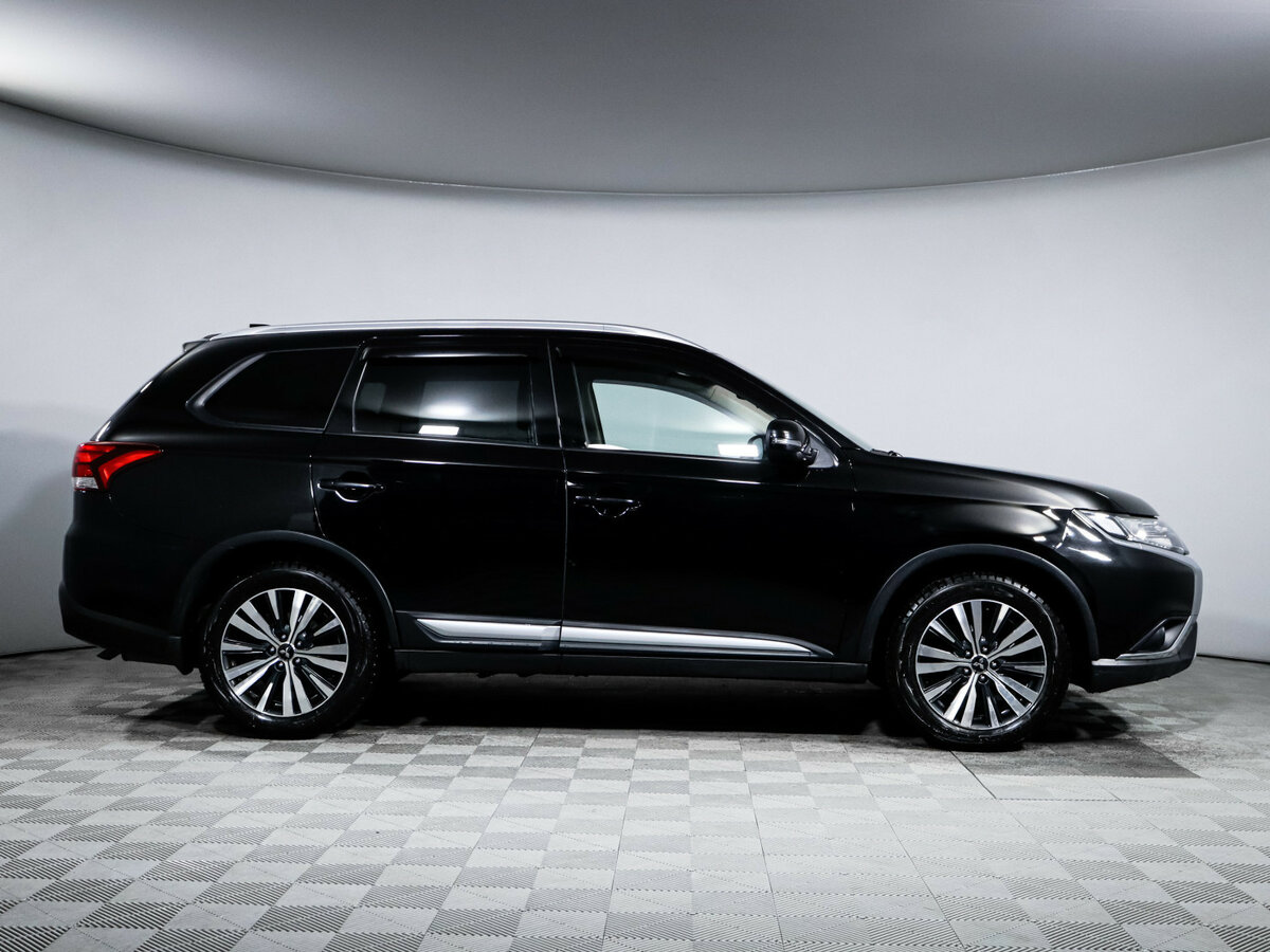 Купить Mitsubishi Outlander, 2019, 128 765 км.. Фото: #3